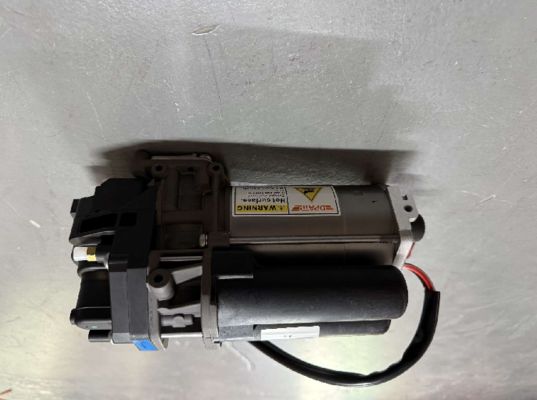 Audi Airmatic Suspension Pump 80A616005 40A616005E per Audi Q5/Sportback 2017 - 2025